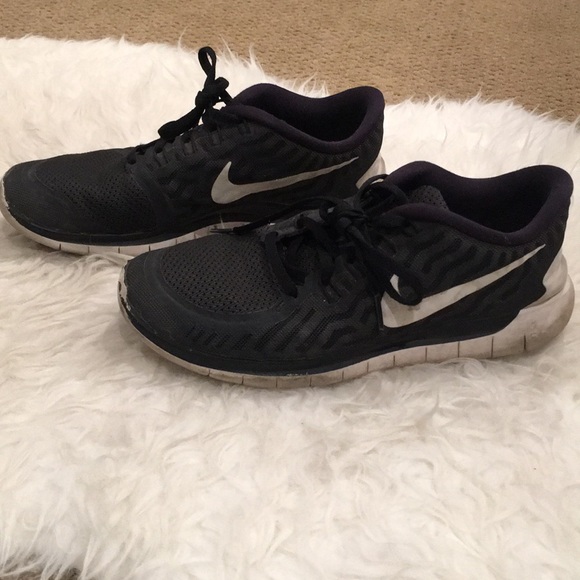 buy used nike shoes